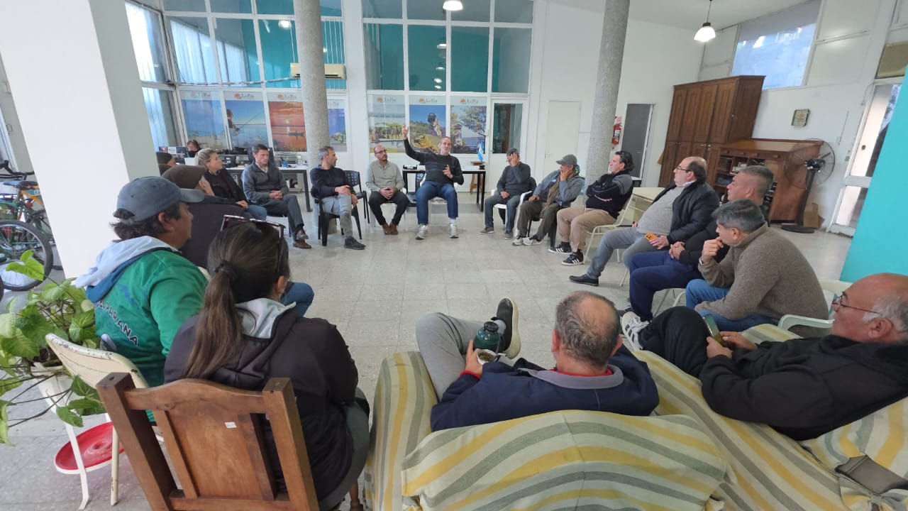 Clubes de La Paz conocieron los programas provinciales de apoyo al deporte